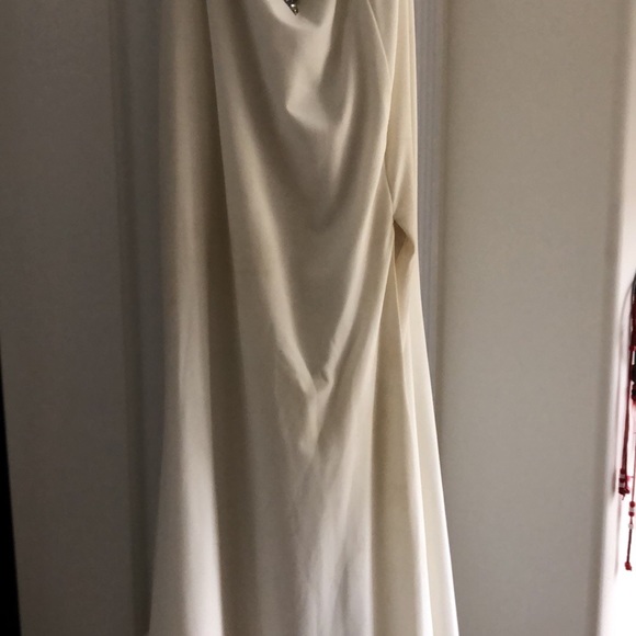 Grad/wedding size 4 two piece. - Picture 3 of 4